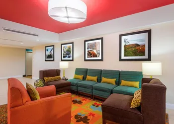 La Quinta Inn & Suites Summersville / New River National Park hotel thumbnail 3