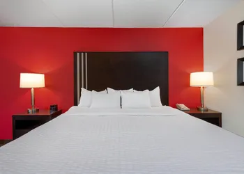La Quinta Inn & Suites Summersville / New River National Park hotel thumbnail 7