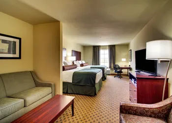 Stanton Inn & Suites hotel thumbnail 3