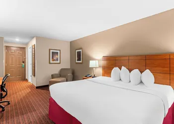 Quality Inn Blackwell I-35 hotel thumbnail 4