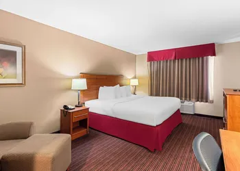 Quality Inn Blackwell I-35 hotel thumbnail 6