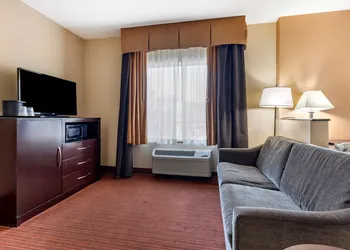 Best Western Plus DFW Airport West Euless hotel thumbnail 6