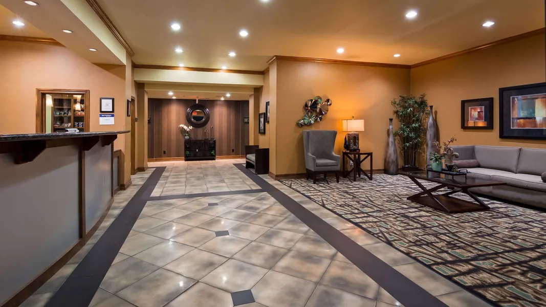 Best Western Plus Christopher Inn & Suites hotel detail image 2