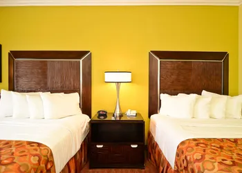 Best Western Plus Christopher Inn & Suites hotel thumbnail 7