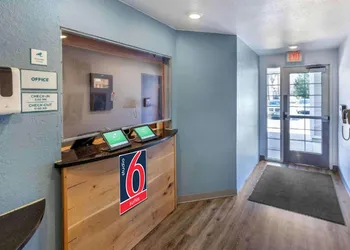 Studio 6 Extended Stay Shreveport Airport LA hotel thumbnail 5
