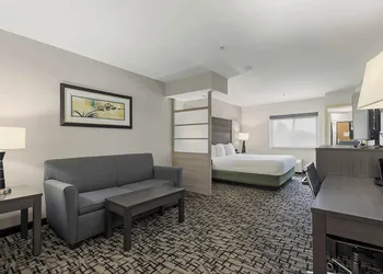 Best Western Crown Inn & Suites hotel thumbnail 6