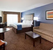 Holiday Inn Express & Suites Davenport by IHG hotel detail image 5
