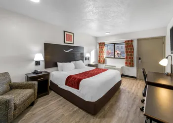 Americas Best Value Inn Kansas City E Independence hotel thumbnail 6