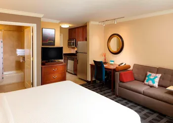 TownePlace Suites by Marriott Houston North / Shenandoah hotel thumbnail 7
