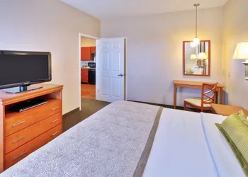 Candlewood Suites Ft Stockton by IHG hotel thumbnail 3