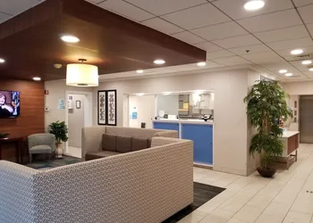 Holiday Inn Express Philadelphia NE - Langhorne by IHG hotel thumbnail 2