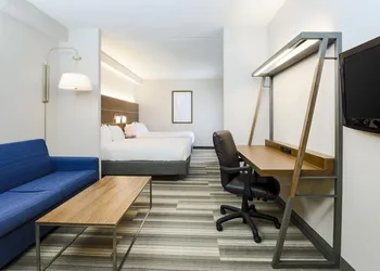 Holiday Inn Express Philadelphia NE - Langhorne by IHG hotel thumbnail 4
