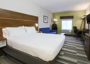 Holiday Inn Express Philadelphia NE - Langhorne by IHG hotel thumbnail 6