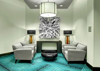 Hampton Inn & Suites Roanoke-Downtown hotel thumbnail 2