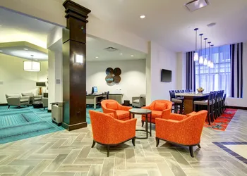 Hampton Inn & Suites Roanoke-Downtown hotel thumbnail 3