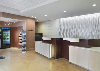 Fairfield Inn & Suites by Marriott Niagara Falls hotel thumbnail 2