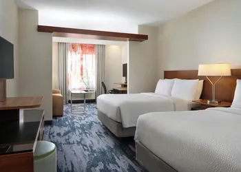 Fairfield Inn & Suites by Marriott Niagara Falls hotel thumbnail 3