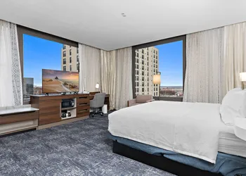 Hampton Inn Kansas City/Downtown Financial District hotel thumbnail 7