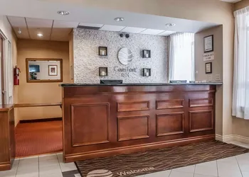Comfort Inn Mississauga hotel thumbnail 2