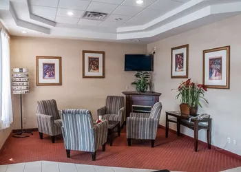 Comfort Inn Mississauga hotel thumbnail 4