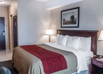 Comfort Inn Mississauga hotel thumbnail 7