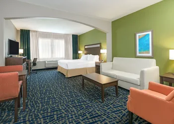 Holiday Inn Express Hotel & Suites Monahans - I-20 by IHG hotel thumbnail 5