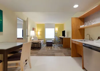 Home2 Suites by Hilton Champaign/Urbana hotel thumbnail 7