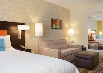 Home2 Suites by Hilton Champaign/Urbana hotel thumbnail 8