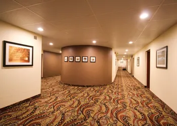 Quality Inn hotel thumbnail 8