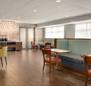 Hampton Inn St. Louis - Columbia hotel detail image 3