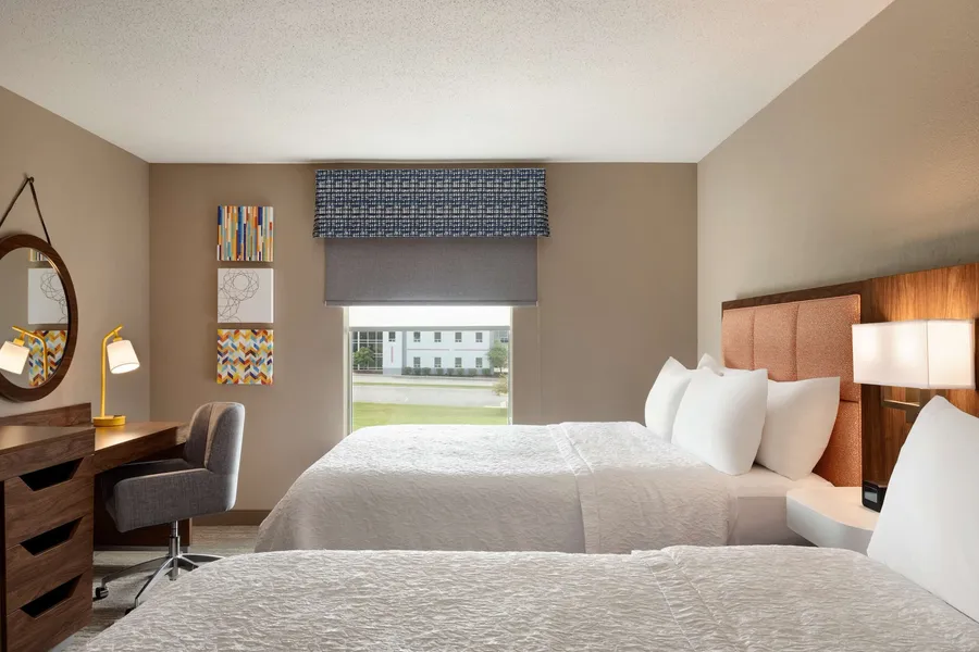Hampton Inn St. Louis - Columbia hotel detail image 6