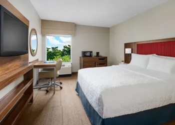 Hampton Inn Ft. Lauderdale-Cypress Creek hotel thumbnail 8