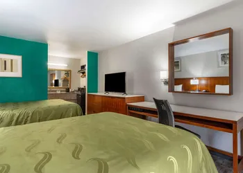 Quality Inn Covington hotel thumbnail 6
