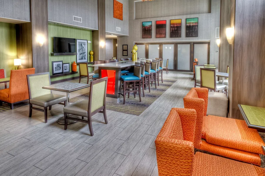 Hampton Inn & Suites Ada hotel detail image 6
