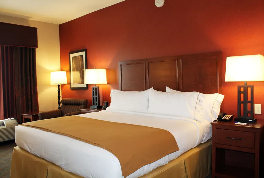 Holiday Inn Express Hotel & Suites Paducah West by IHG hotel detail image 2