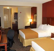 Holiday Inn Express Hotel & Suites Paducah West by IHG hotel detail image 4