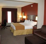 Holiday Inn Express Hotel & Suites Paducah West by IHG hotel detail image 5