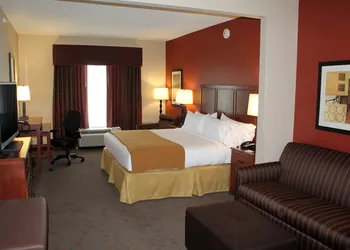 Holiday Inn Express Hotel & Suites Paducah West by IHG hotel thumbnail 5