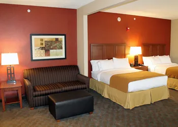 Holiday Inn Express Hotel & Suites Paducah West by IHG hotel thumbnail 8