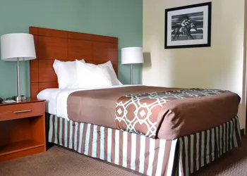 SureStay Hotel by Best Western Bowling Green North hotel thumbnail 4
