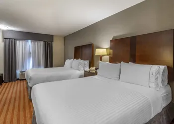 Devonian Hotel & Suites hotel thumbnail 8