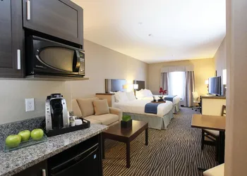 Holiday Inn Express Fort St John by IHG hotel thumbnail 2