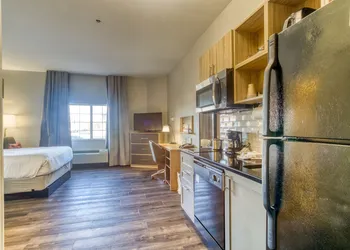 Candlewood Suites New Bern by IHG hotel thumbnail 7