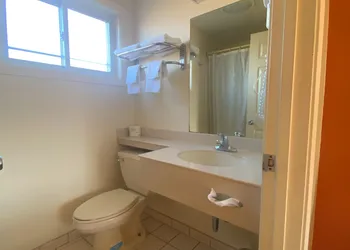Best Stay Inn - Manchester hotel thumbnail 7