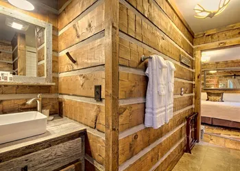 Lake Rabun Hotel & Restaurant hotel thumbnail 3