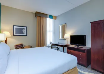 Holiday Inn Express Washington DC East - Andrews AFB by IHG hotel thumbnail 3