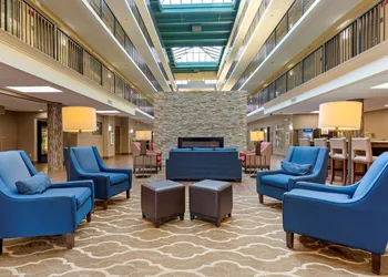 Comfort Suites Fredericksburg South hotel thumbnail 5