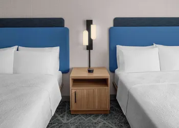 Hampton Inn by Hilton Costa Mesa Newport Beach hotel thumbnail 8
