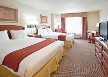 Holiday Inn Express & Suites Cedar City by IHG hotel thumbnail 2