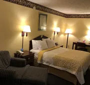 Days Inn & Suites by Wyndham Youngstown / Girard Ohio hotel detail image 3